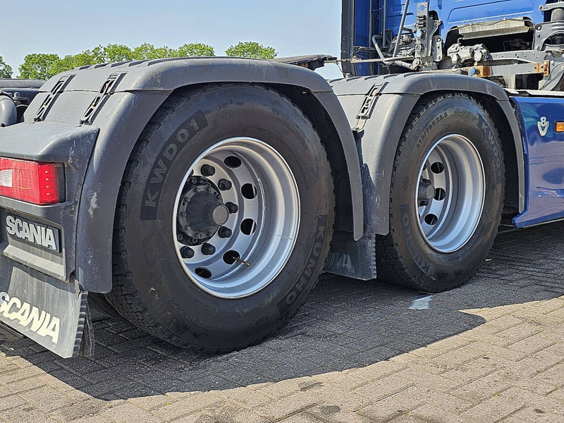 Nyergesvontató Scania R650 6X4 RETARDER LED: 17 kép.
