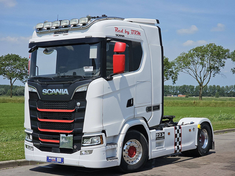 Scania S580 BRM lim Edition - Nyergesvontató: 2 kép. Scania S580 BRM lim Edition - Nyergesvontató: 2 kép.