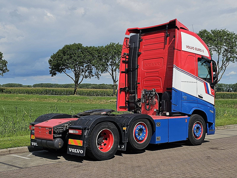 Volvo FH 460 XL 6X2 I-SAVE LED - Nyergesvontató: 3 kép. Volvo FH 460 XL 6X2 I-SAVE LED - Nyergesvontató: 3 kép.