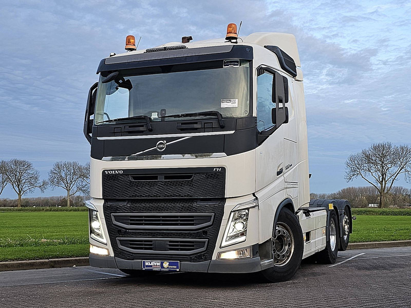 Volvo FH 500 6X2 STEERED PTO+HYDR - Nyergesvontató: 1 kép. Volvo FH 500 6X2 STEERED PTO+HYDR - Nyergesvontató: 1 kép.