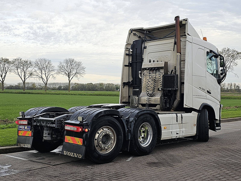 Volvo FH 500 6X2 STEERED PTO+HYDR - Nyergesvontató: 3 kép. Volvo FH 500 6X2 STEERED PTO+HYDR - Nyergesvontató: 3 kép.