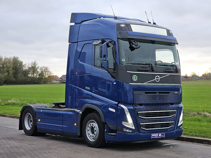 Volvo FH 500 - Nyergesvontató: 5 kép. Volvo FH 500 - Nyergesvontató: 5 kép.