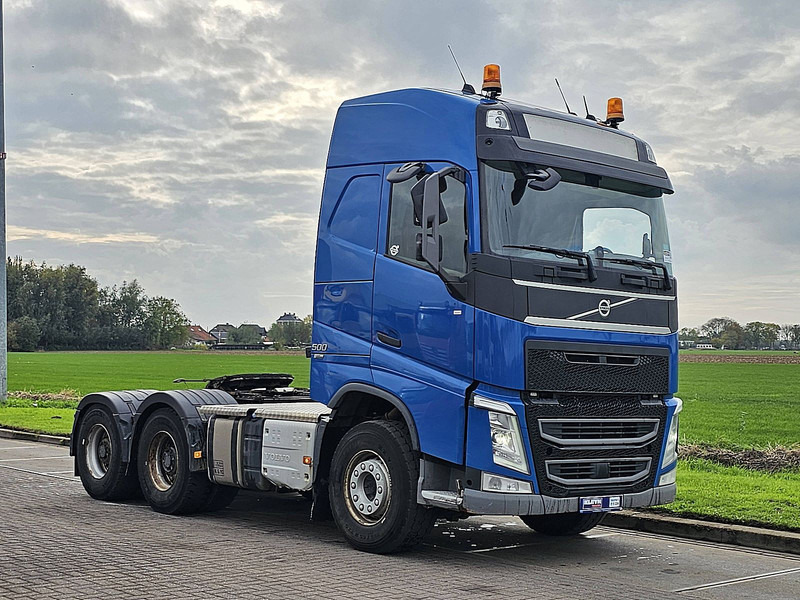 Volvo FH 500 - Nyergesvontató: 5 kép. Volvo FH 500 - Nyergesvontató: 5 kép.