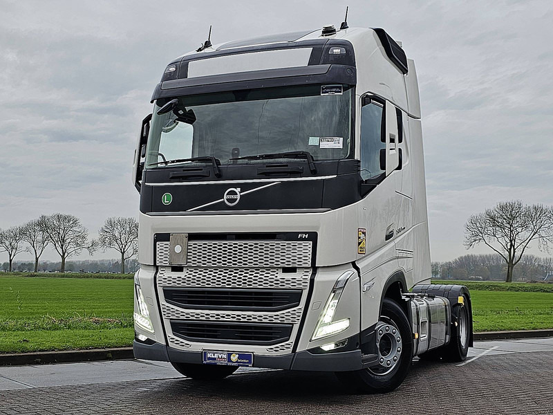 Volvo FH 500 XL, - Nyergesvontató: 1 kép. Volvo FH 500 XL, - Nyergesvontató: 1 kép.