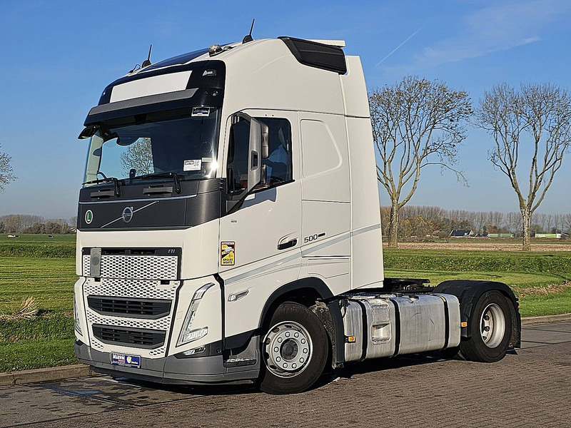 Volvo FH 500 XL, - Nyergesvontató: 2 kép. Volvo FH 500 XL, - Nyergesvontató: 2 kép.
