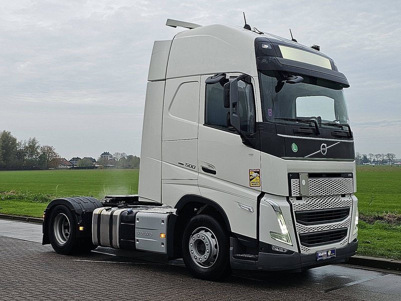 Volvo FH 500 XL, - Nyergesvontató: 5 kép. Volvo FH 500 XL, - Nyergesvontató: 5 kép.