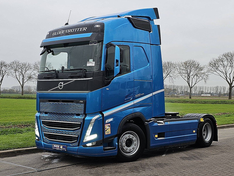 Volvo FH 500 xl - Nyergesvontató: 2 kép. Volvo FH 500 xl - Nyergesvontató: 2 kép.