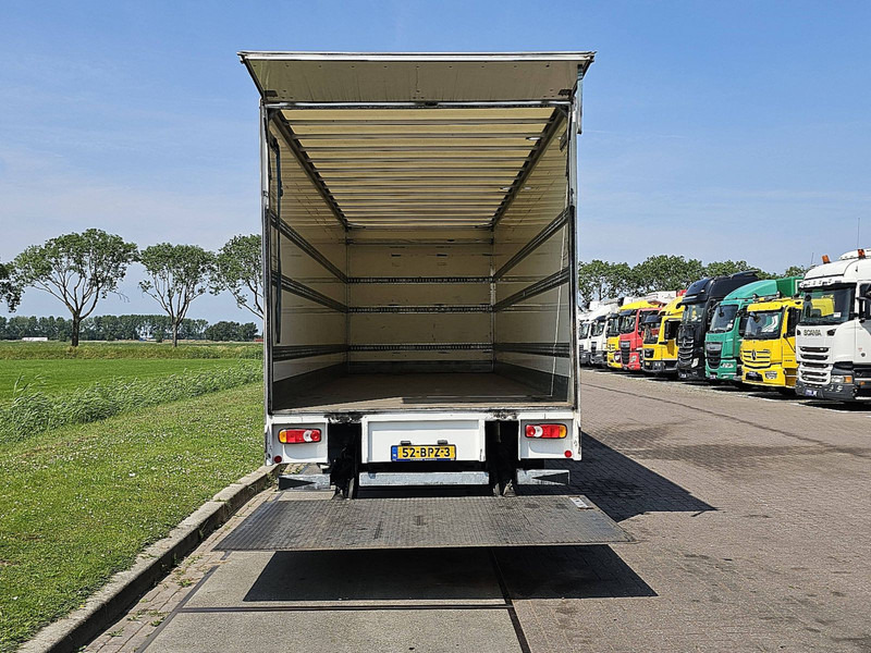 Dobozos felépítményű teherautó Renault D 240 11.9T AIRCO TAILLIFT: 14 kép.
