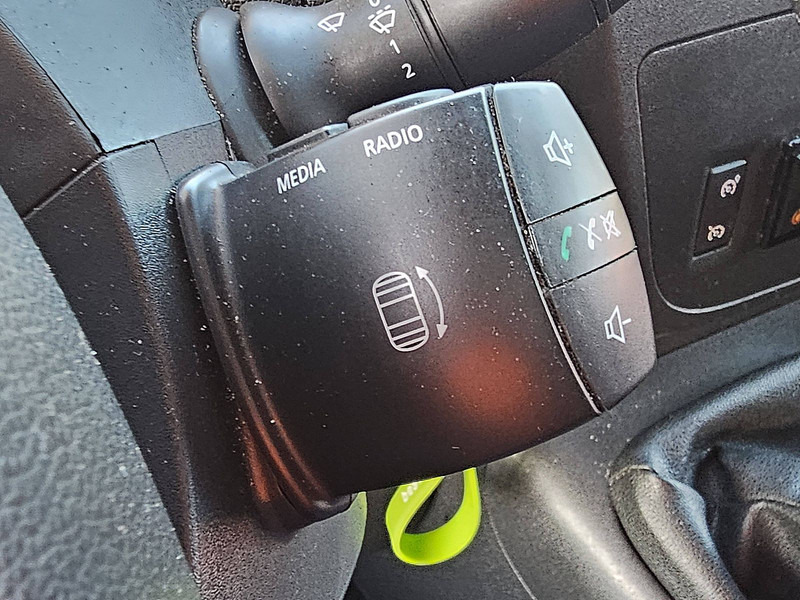 Renault Master 2.3 DCI KOMBI LIFT L3H2 lízing Renault Master 2.3 DCI KOMBI LIFT L3H2: 11 kép.