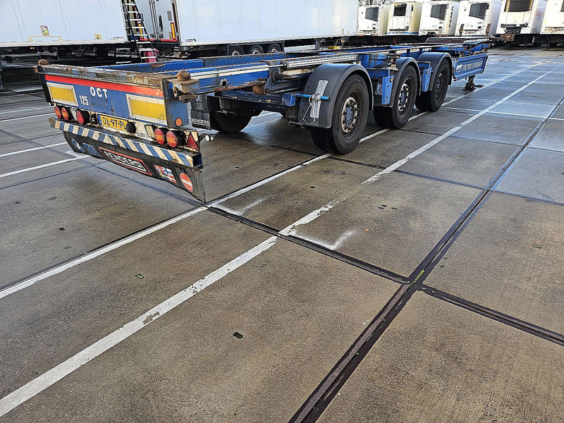 Renders ROC 16.27CC - Félpótkocsi cserefelépítményes: 2 kép. Renders ROC 16.27CC - Félpótkocsi cserefelépítményes: 2 kép.