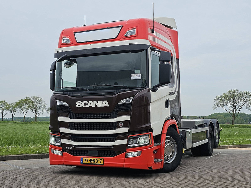 Scania G450 6X2 NB VDL HOOKLIFT - Horgos rakodó teherautó: 1 kép. Scania G450 6X2 NB VDL HOOKLIFT - Horgos rakodó teherautó: 1 kép.