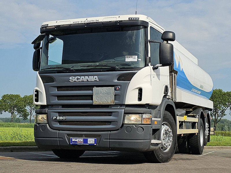 Scania P280 6X2*4 19000 L FUEL - Tartályos teherautó: 1 kép. Scania P280 6X2*4 19000 L FUEL - Tartályos teherautó: 1 kép.