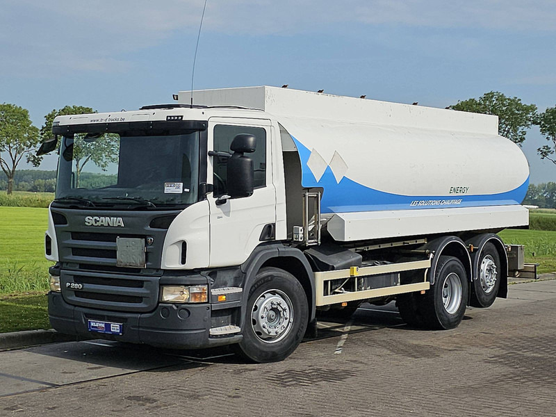 Scania P280 6X2*4 19000 L FUEL - Tartályos teherautó: 2 kép. Scania P280 6X2*4 19000 L FUEL - Tartályos teherautó: 2 kép.