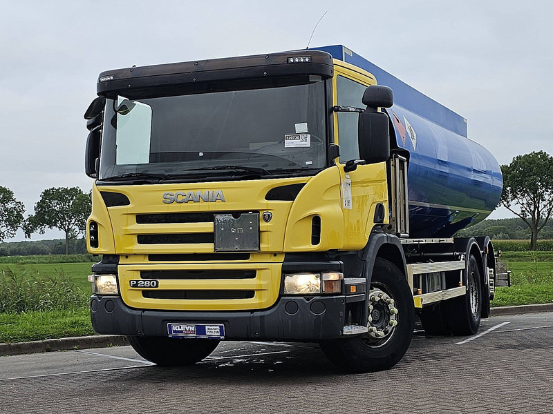 Scania P280 FUEL MAGYAR 19M3 5 C - Tartályos teherautó: 1 kép. Scania P280 FUEL MAGYAR 19M3 5 C - Tartályos teherautó: 1 kép.