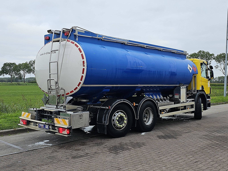 Scania P280 FUEL MAGYAR 19M3 5 C - Tartályos teherautó: 3 kép. Scania P280 FUEL MAGYAR 19M3 5 C - Tartályos teherautó: 3 kép.