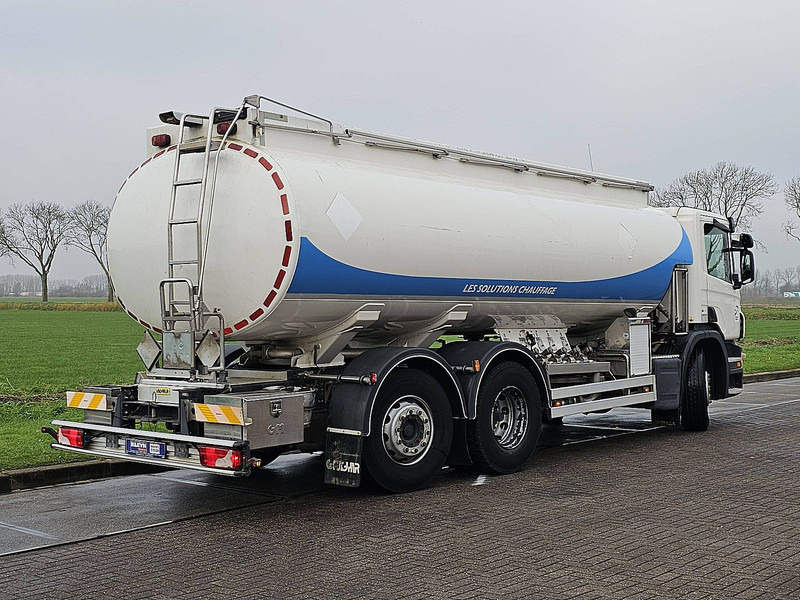 Scania P280 - Tartályos teherautó: 3 kép. Scania P280 - Tartályos teherautó: 3 kép.
