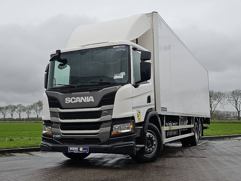 Scania P320 - Hűtős teherautó: 1 kép. Scania P320 - Hűtős teherautó: 1 kép.