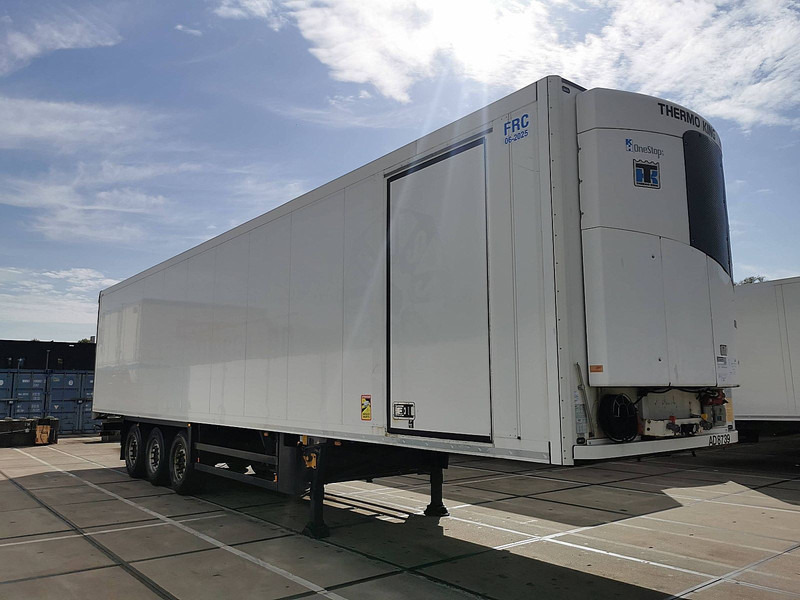 Schmitz Cargobull SKO 24 DOPPELSTOCK bi-temp - Félpótkocsi hűtős: 3 kép. Schmitz Cargobull SKO 24 DOPPELSTOCK bi-temp - Félpótkocsi hűtős: 3 kép.