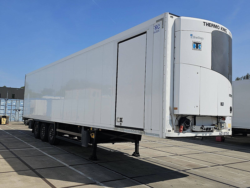 Schmitz Cargobull SKO 24 DOPPELSTOCK bi-temp - Félpótkocsi hűtős: 3 kép. Schmitz Cargobull SKO 24 DOPPELSTOCK bi-temp - Félpótkocsi hűtős: 3 kép.
