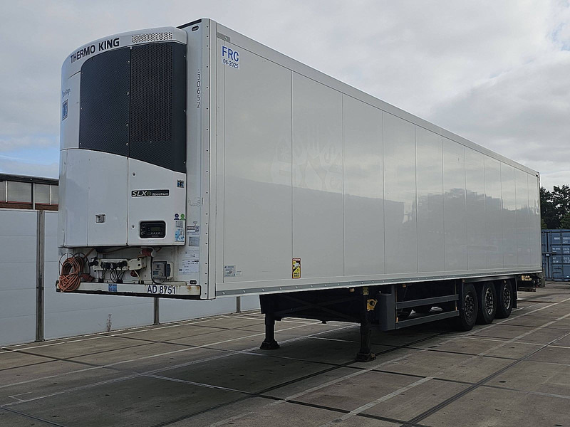 Schmitz Cargobull SKO 24 DOPPELSTOCK bi-temp - Félpótkocsi hűtős: 1 kép. Schmitz Cargobull SKO 24 DOPPELSTOCK bi-temp - Félpótkocsi hűtős: 1 kép.
