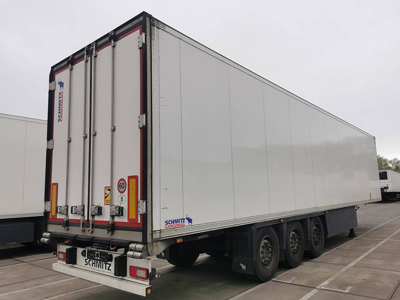 Schmitz Cargobull SKO 24 FP 45 COOL CARRIER 1950 BI-TEMP - Félpótkocsi hűtős: 2 kép. Schmitz Cargobull SKO 24 FP 45 COOL CARRIER 1950 BI-TEMP - Félpótkocsi hűtős: 2 kép.