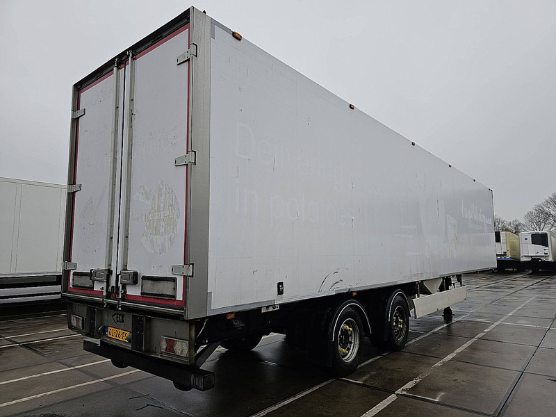 Van Eck U T-2 I - Félpótkocsi dobozos: 2 kép. Van Eck U T-2 I - Félpótkocsi dobozos: 2 kép.