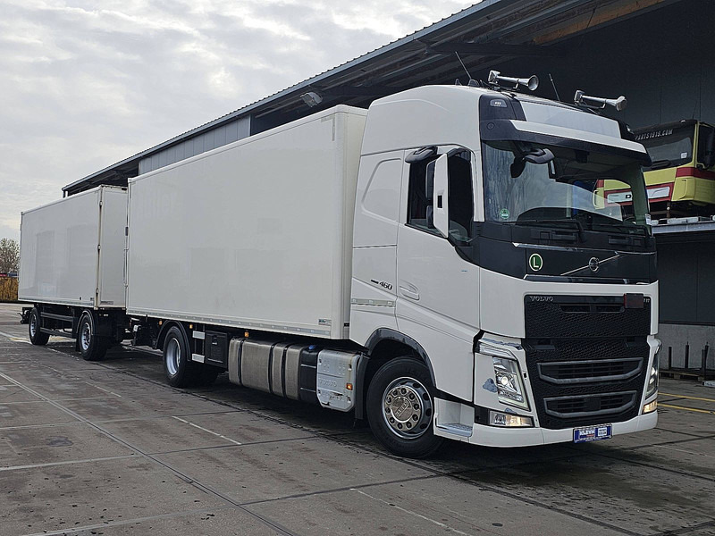 Volvo FH 460 - Dobozos felépítményű teherautó: 5 kép. Volvo FH 460 - Dobozos felépítményű teherautó: 5 kép.