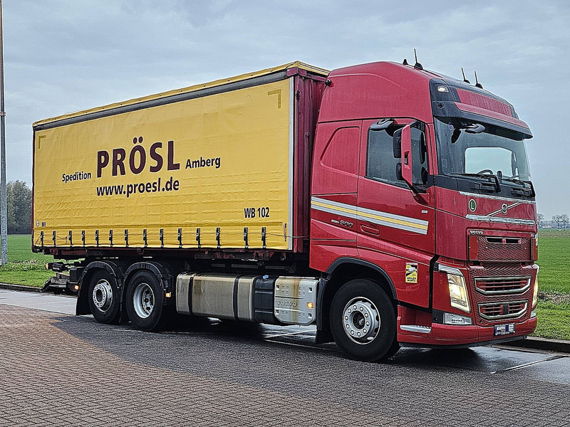 Volvo FH 500 xl - Ponyvás teherautó: 5 kép. Volvo FH 500 xl - Ponyvás teherautó: 5 kép.