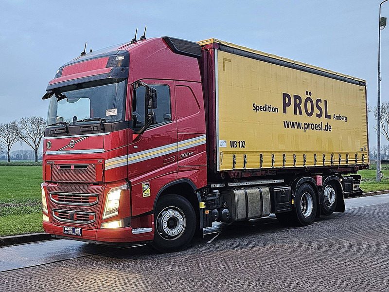 Volvo FH 500 xl - Ponyvás teherautó: 2 kép. Volvo FH 500 xl - Ponyvás teherautó: 2 kép.