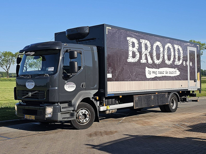 Volvo FL 240.12 AIRCO ISO BOX HEATER - Hűtős teherautó: 2 kép. Volvo FL 240.12 AIRCO ISO BOX HEATER - Hűtős teherautó: 2 kép.