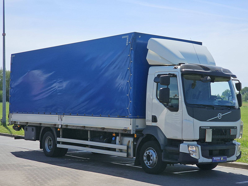 Volvo FL 250.14 14T AIRCO LIFT - Ponyvás teherautó: 5 kép. Volvo FL 250.14 14T AIRCO LIFT - Ponyvás teherautó: 5 kép.