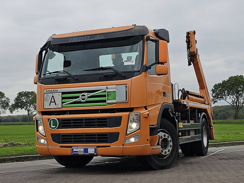 Volvo FM 330 - Konténerszállító: 1 kép. Volvo FM 330 - Konténerszállító: 1 kép.