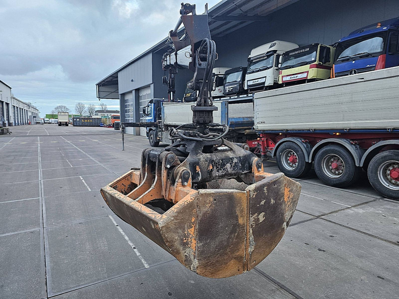 Platós teherautó, Darus autó Volvo FM 460 8X2 HMF 3220 K5: 18 kép.