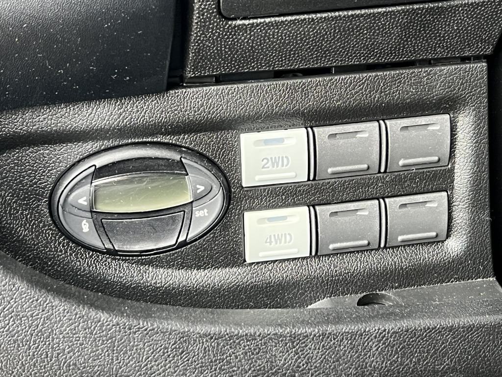 Citroën Jumper 4X4 Dangel Live Klima 8-Sitzer Rollstuhl - Autó: 2 kép. Citroën Jumper 4X4 Dangel Live Klima 8-Sitzer Rollstuhl - Autó: 2 kép.