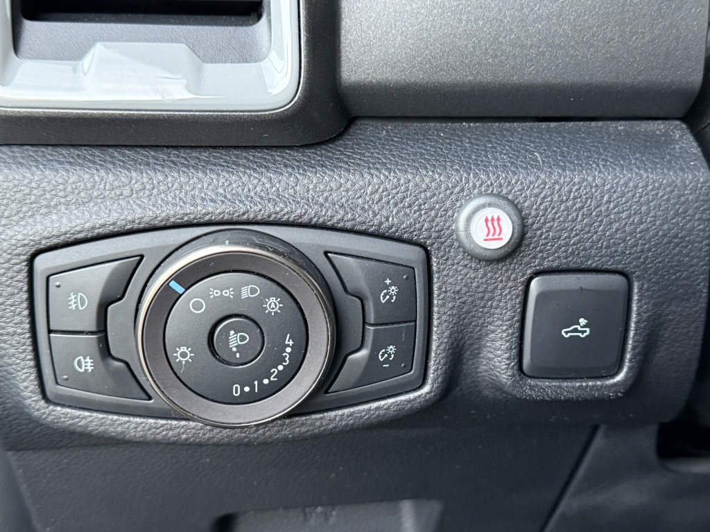 Ford Ranger 2.0L Ecoblue Raptor DoKa 4x4 Standheizung - Terepjáró/ SUV: 5 kép. Ford Ranger 2.0L Ecoblue Raptor DoKa 4x4 Standheizung - Terepjáró/ SUV: 5 kép.