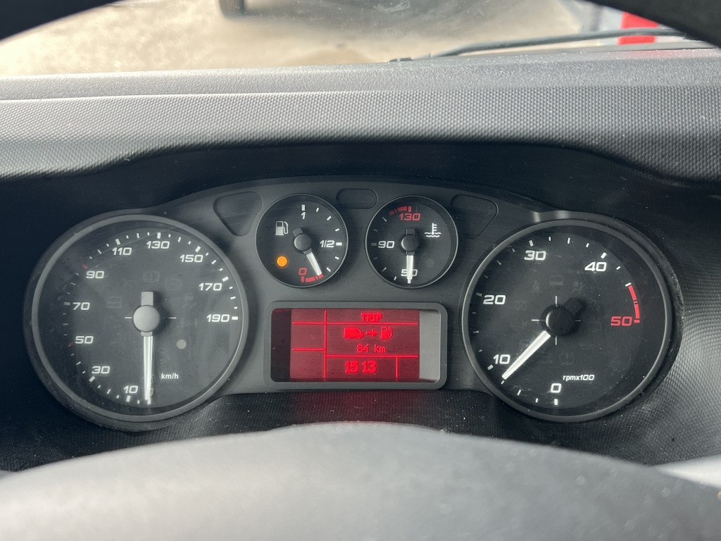 Iveco Daily 35S16 E6 Klima Tempomat Kamera AHK-3.500kg - Furgon: 3 kép. Iveco Daily 35S16 E6 Klima Tempomat Kamera AHK-3.500kg - Furgon: 3 kép.