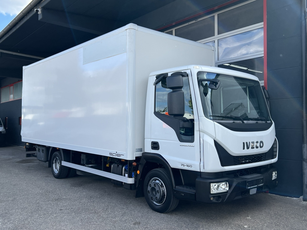 Iveco EuroCargo ML75E16 Klima 6,05m Koffer+LBW 102.tkm - Dobozos kisteherautó: 1 kép. Iveco EuroCargo ML75E16 Klima 6,05m Koffer+LBW 102.tkm - Dobozos kisteherautó: 1 kép.