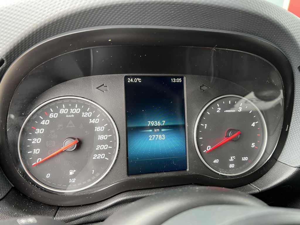 Mercedes-Benz Citan 112 CDI Euro6d Klimaautom. NAVI Kamera AHK - Kis furgon: 4 kép. Mercedes-Benz Citan 112 CDI Euro6d Klimaautom. NAVI Kamera AHK - Kis furgon: 4 kép.