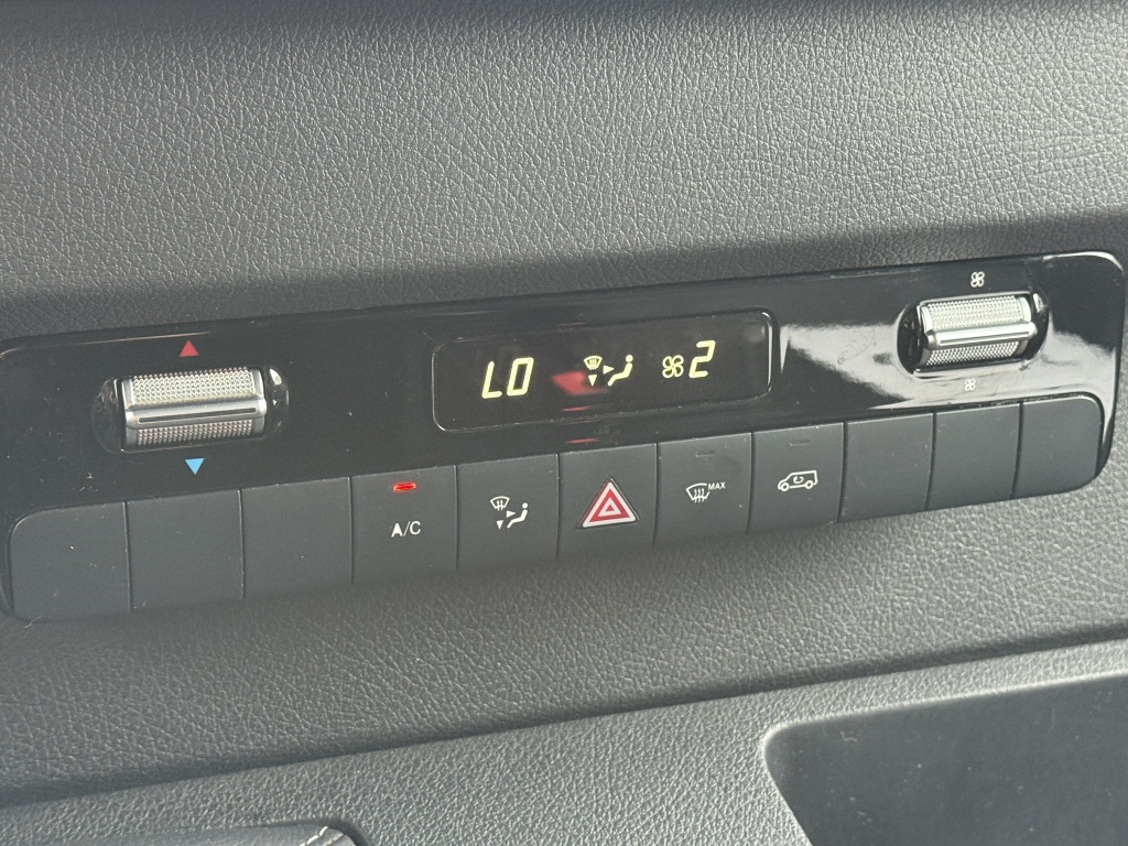 Mercedes-Benz Sprinter 315 CDI Klima Kamera UPS-Integralkoffer - Dobozos kisteherautó: 2 kép. Mercedes-Benz Sprinter 315 CDI Klima Kamera UPS-Integralkoffer - Dobozos kisteherautó: 2 kép.