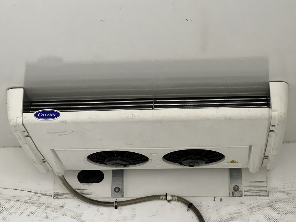 Mercedes-Benz Sprinter 316 CDI 4x4 3,4m CarrierViento Tiefkühl - Hűtős kisteherautó: 4 kép. Mercedes-Benz Sprinter 316 CDI 4x4 3,4m CarrierViento Tiefkühl - Hűtős kisteherautó: 4 kép.