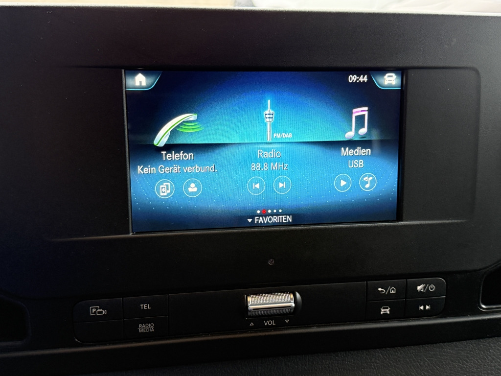 Mercedes-Benz Sprinter 317 CDI H3 MAXI SuperHochdach KlimaTemp - Furgon: 3 kép. Mercedes-Benz Sprinter 317 CDI H3 MAXI SuperHochdach KlimaTemp - Furgon: 3 kép.