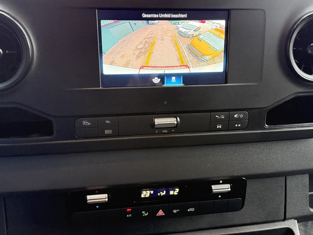 Mercedes-Benz Sprinter 317 CDI H3 MAXI SuperHochdach KlimaTemp - Furgon: 2 kép. Mercedes-Benz Sprinter 317 CDI H3 MAXI SuperHochdach KlimaTemp - Furgon: 2 kép.