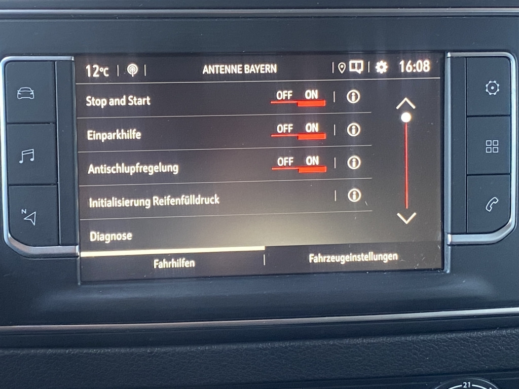 Opel Vivaro L3 Lang 8 Sitzer NAVI Designpaket Euro6d - Autó: 3 kép. Opel Vivaro L3 Lang 8 Sitzer NAVI Designpaket Euro6d - Autó: 3 kép.