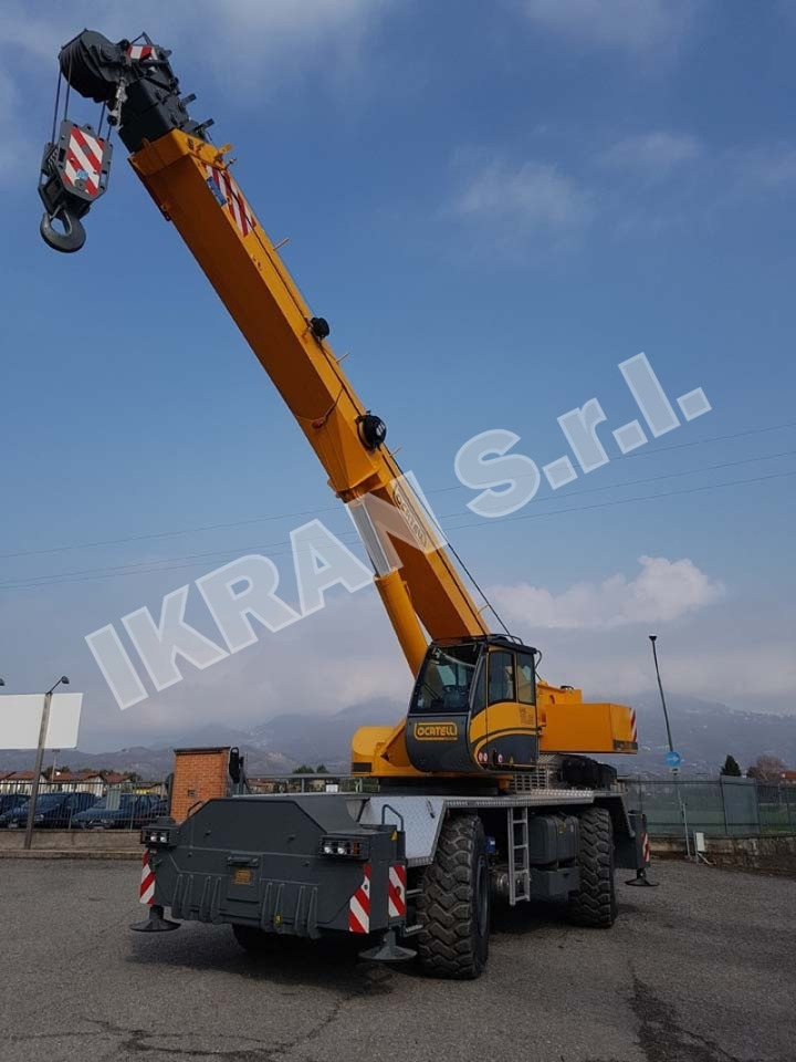 Locatelli GRIL 70.65 - Terepjáró mobil daru: 3 kép. Locatelli GRIL 70.65 - Terepjáró mobil daru: 3 kép.
