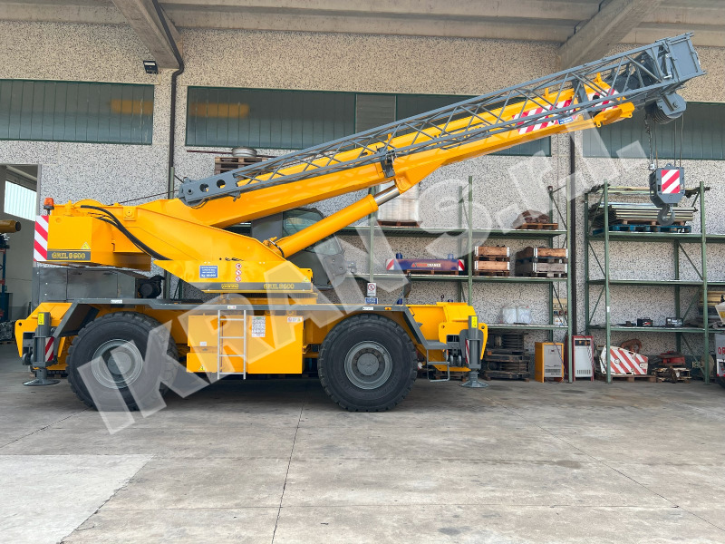 Locatelli GRIL 8600T - Terepjáró mobil daru: 2 kép. Locatelli GRIL 8600T - Terepjáró mobil daru: 2 kép.