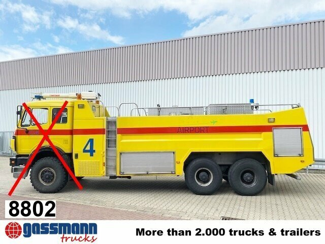 Airport Crashtender RK-12000 - Tartályos teherautó, Repülőtéri jármű: 1 kép. Airport Crashtender RK-12000 - Tartályos teherautó, Repülőtéri jármű: 1 kép.