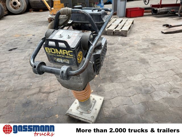 BOMAG BT 60/4 Stampfer - Döngölőgép: 5 kép. BOMAG BT 60/4 Stampfer - Döngölőgép: 5 kép.