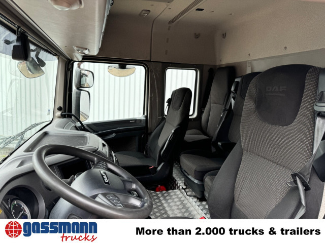 DAF XF 410 FA 4x2, Fahrschule, 2x AHK, 6 Sitze - Platós teherautó: 3 kép. DAF XF 410 FA 4x2, Fahrschule, 2x AHK, 6 Sitze - Platós teherautó: 3 kép.