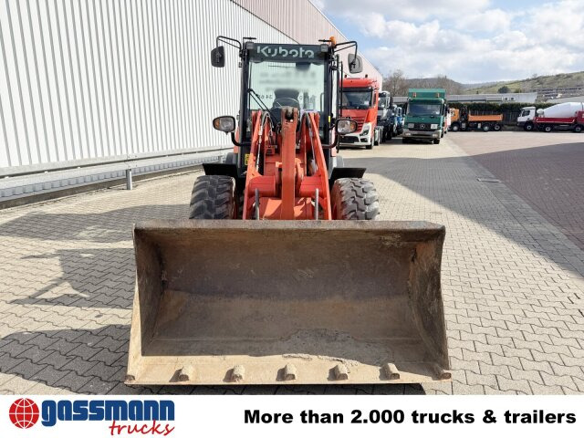 Építőipari gépek Kubota R090 4x4, Palettengabel, ca. 838 Betr.-Std.: 8 kép. Építőipari gépek Kubota R090 4x4, Palettengabel, ca. 838 Betr.-Std.: 8 kép.