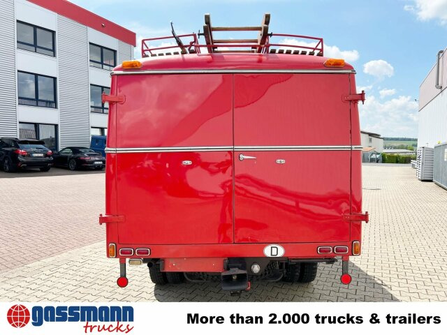 Tűzoltóautó Ford FK 2500 4x2 LF8 Feuerwehr: 12 kép. Tűzoltóautó Ford FK 2500 4x2 LF8 Feuerwehr: 12 kép.